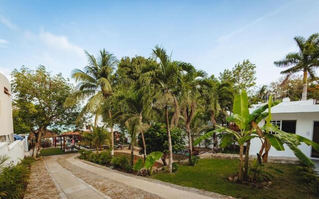 El Búho Lagoon Bacalar