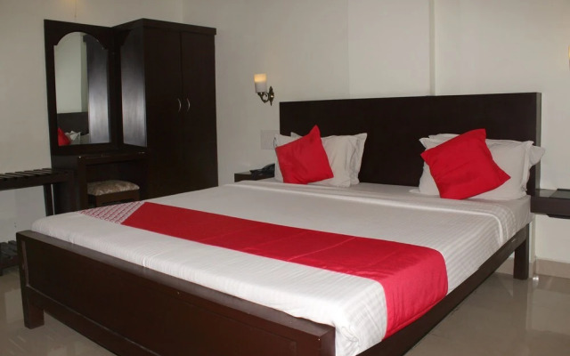 Kallarackal Residency by OYO Rooms