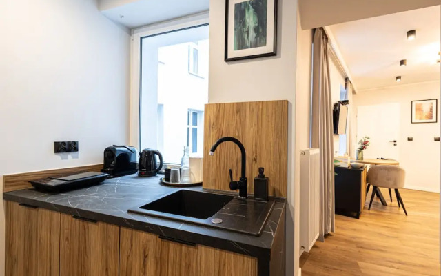 Estrella 4 Ekskluzywny Pobyt Blisko Restauracji i Kawiarni