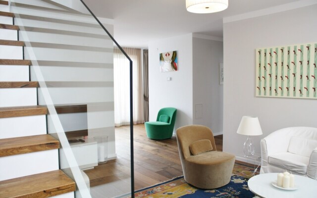 GoVienna 3BR Penthouse Apartment