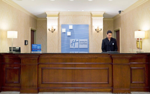 Holiday Inn Express Hotel & Suites Chester by IHG