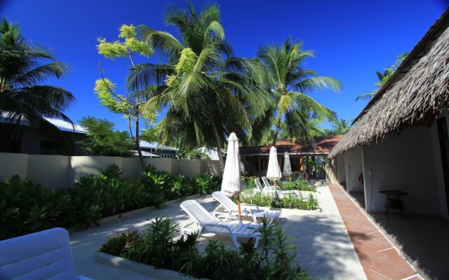 Local Island Inn