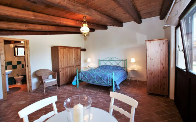 Elegant Villa in Montecosaro Italy with Hot Tub