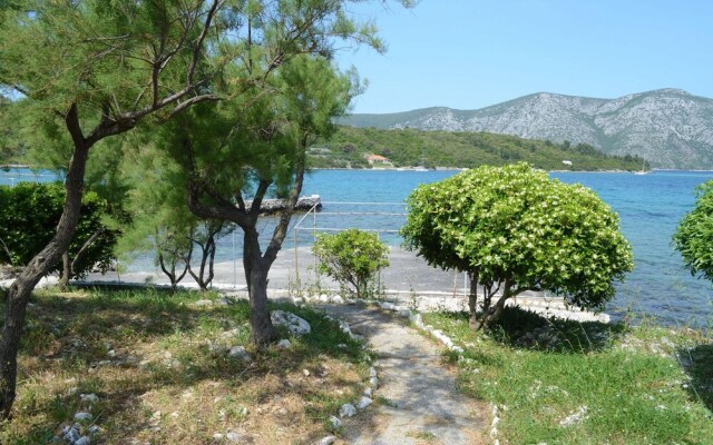 Amazing Apartment in Racisce With Wifi and 3 Bedrooms