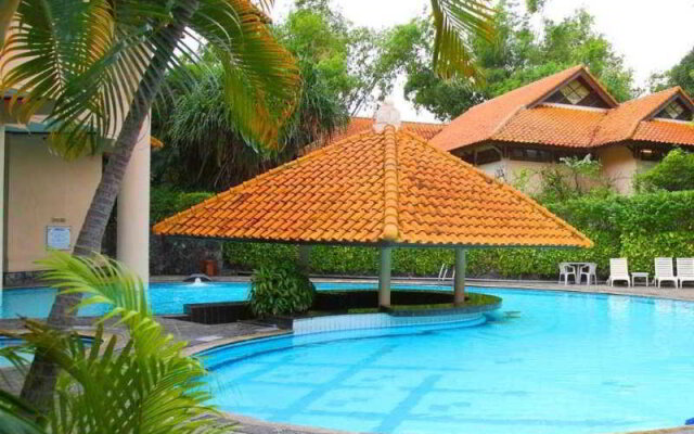 Hotel Equator Surabaya