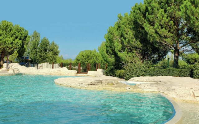 Comfortable Apartment Located in Authentic Provencal Village