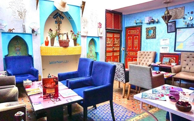 Riad Layla Rouge - Hostel