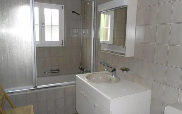 Kronenplatz 4 - INH 28223