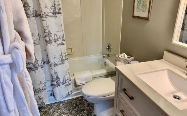 Paradise Inn On The Beach