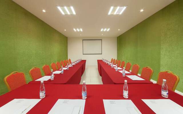 MM Grand Hotel Puebla, Tapestry Collection by Hilton