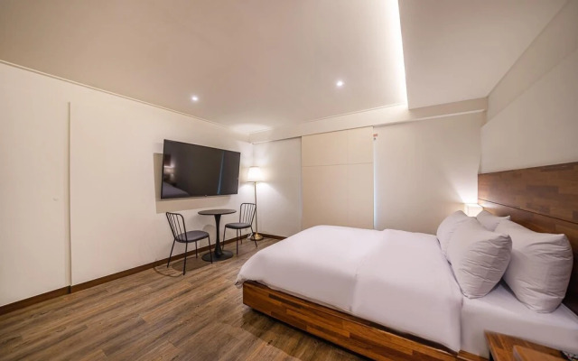 Seogwipo The Hotel