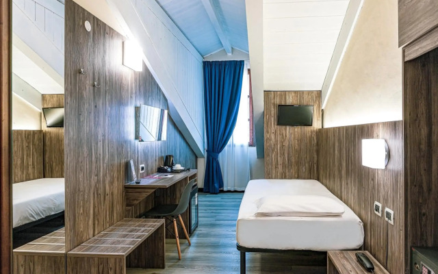 Hotel Urbani