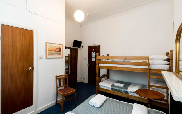 St Athans Hotel