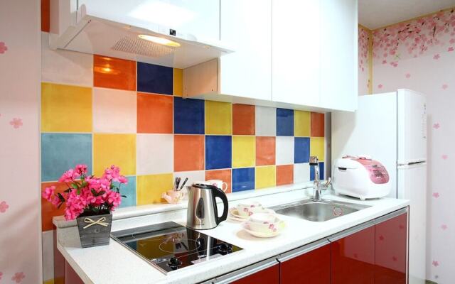 Pinky Marine Pension