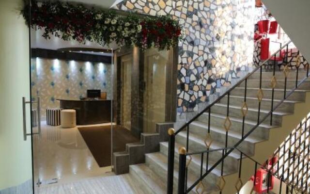 Mayur Residency Hotel
