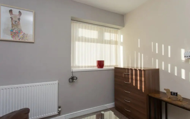 Townhouse @ Briggs Avenue Crewe