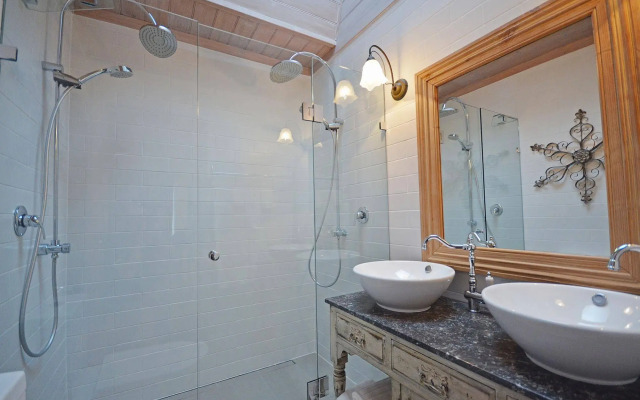 Adelaide Hills Retreats