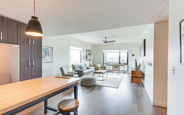 Modern Springfield Apartment ~ 7 Mi to Downtown!