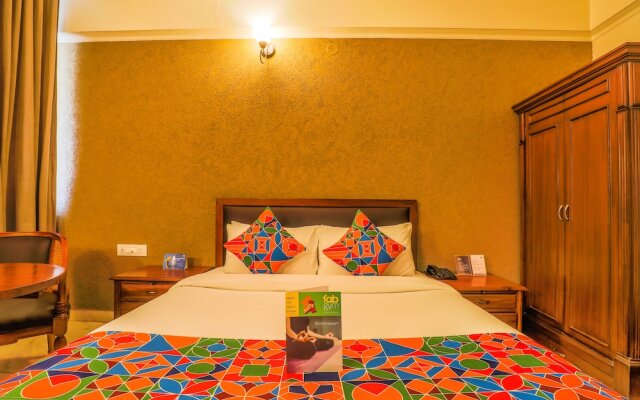 FabHotel Sheronz Piccadily Chowk