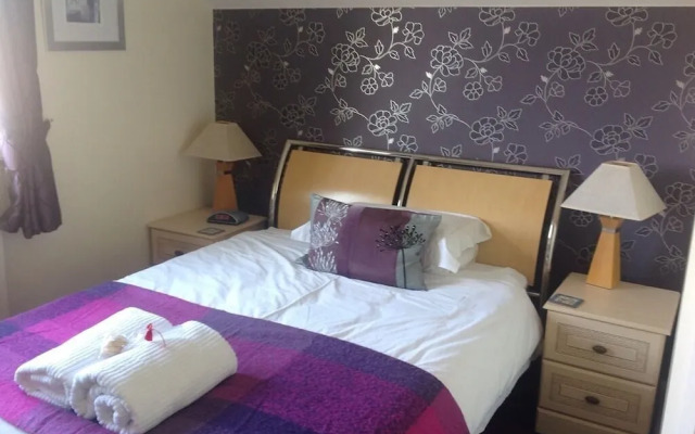 Silverstone Guest House