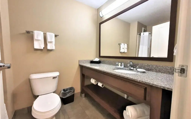 GrandStay® Hotel & Suites – Chisago City