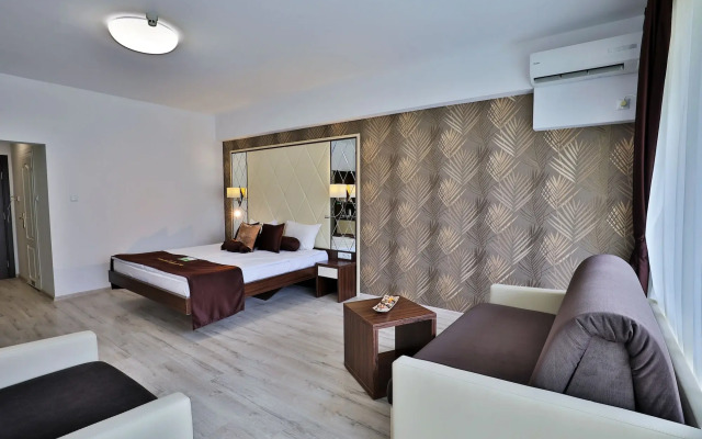 Prestige Deluxe Hotel Aquapark Club