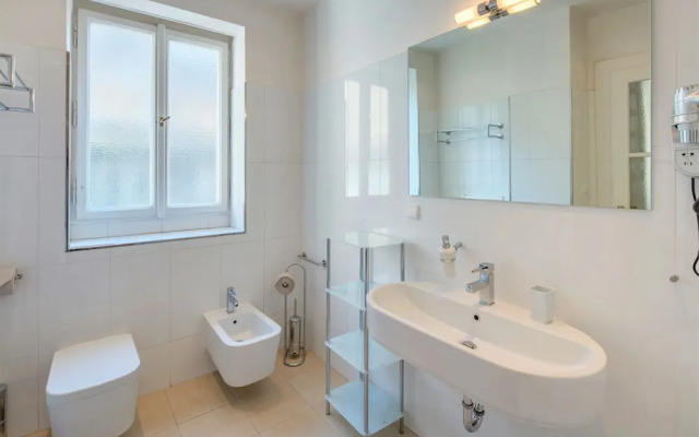 Selinor Old Town Apartments