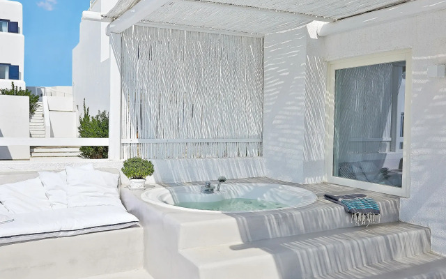 Mykonos Blu, A Grecotel Resort to Live