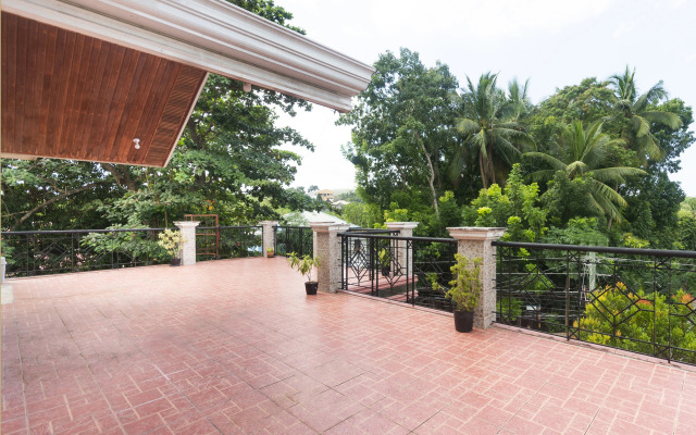 OYO 426 Coco Grove Tourist Inn