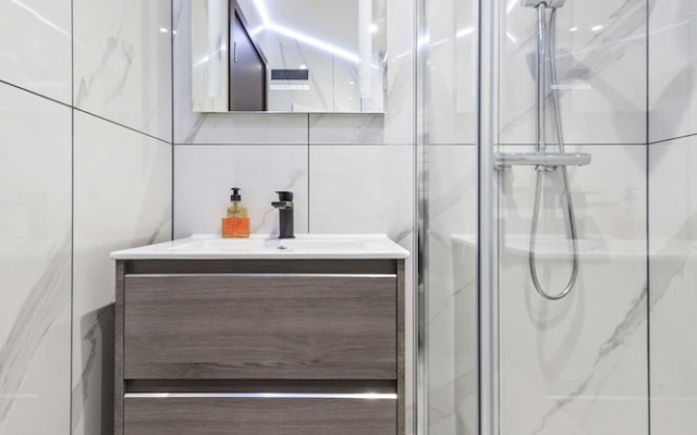 Luxury Flat in Studio