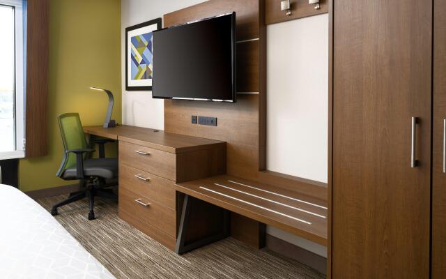 Holiday Inn Express & Suites Olive Branch by IHG