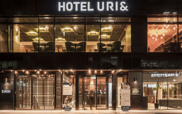 Hotel Uri&