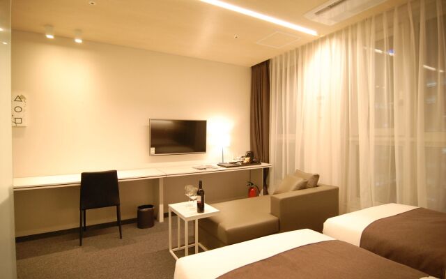 Grand City Hotel Changwon