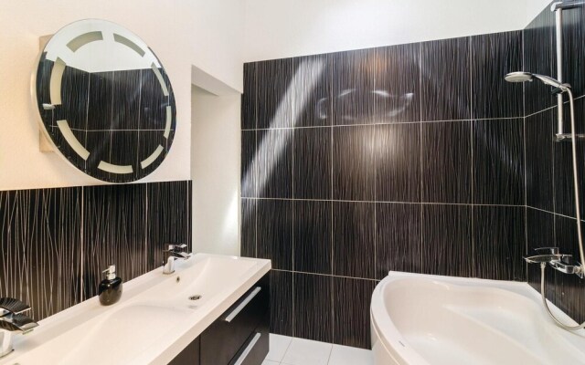 Nice Home in Klek With Wifi and 4 Bedrooms