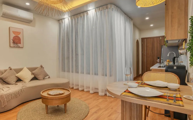 iRest Orange Tay Ho Lakeside Apartment