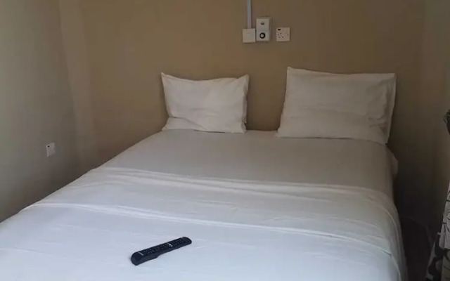 Bright Hotel & Suites