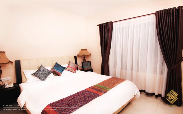 Raz Hotel and Convention
