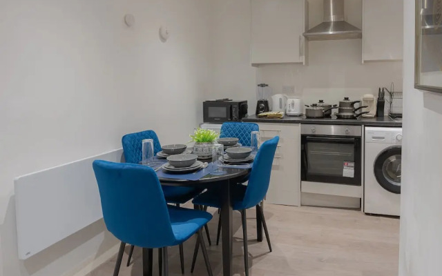 2br-sleeps5-citycentre-ws98