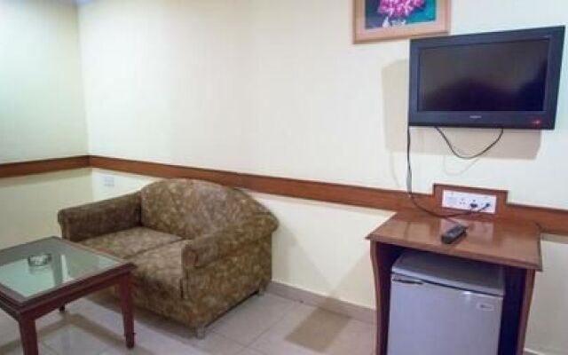 Hotel Nandhini - Minerva Circle