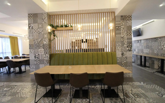 Hotel Avenue