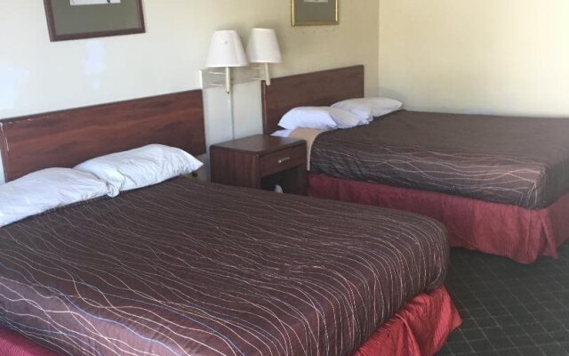 Red Roof Inn & Suites Thomasville