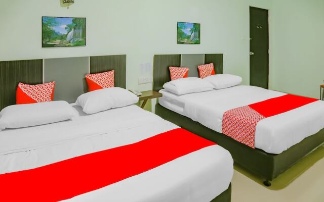 OYO 90269 Hotel Indorasa 2