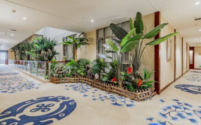 Baocong Hotel (Guangzhou Shaxi Metro Station International Hotel Supplies City)
