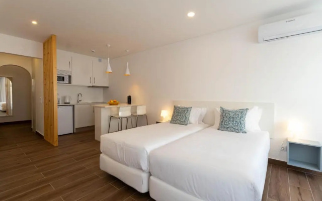 The Navigator - Ocean Heights