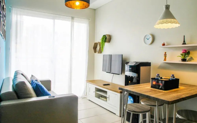 Comfortable 1BR Saveria Apartment near The Breeze BSD
