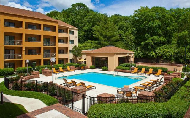 Courtyard Nashville Airport
