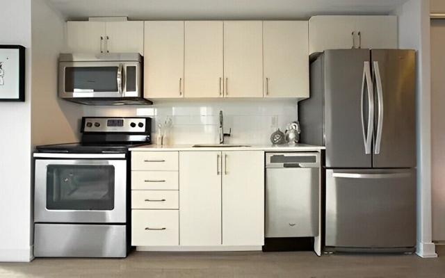 The Montréal's 2 Bedroom Apartment