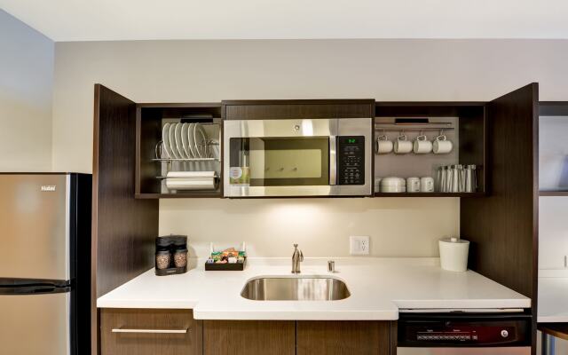 Home2 Suites by Hilton Green Bay