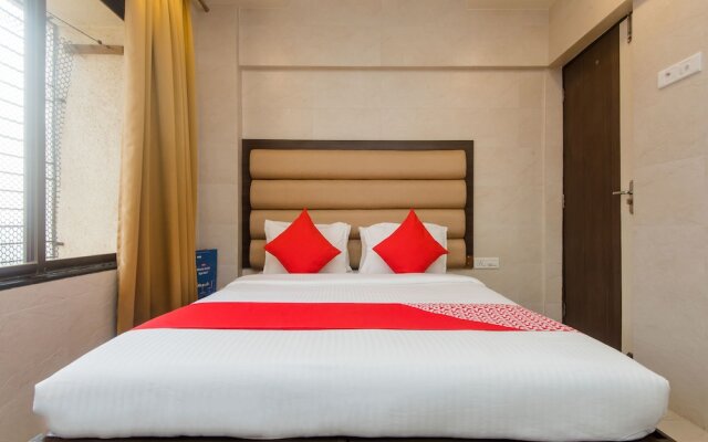 OYO 11908 Hotel Lake Bloom Residency