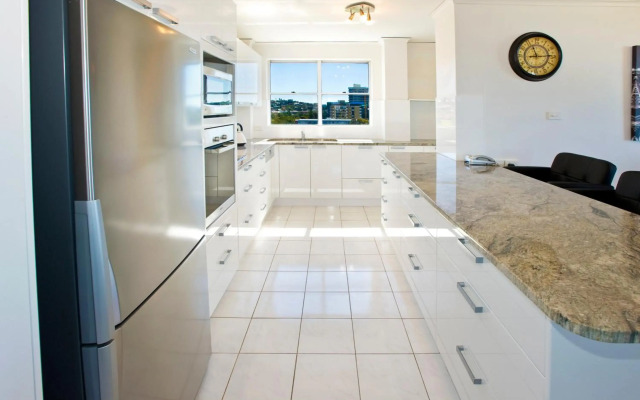 Tradewinds Apartments